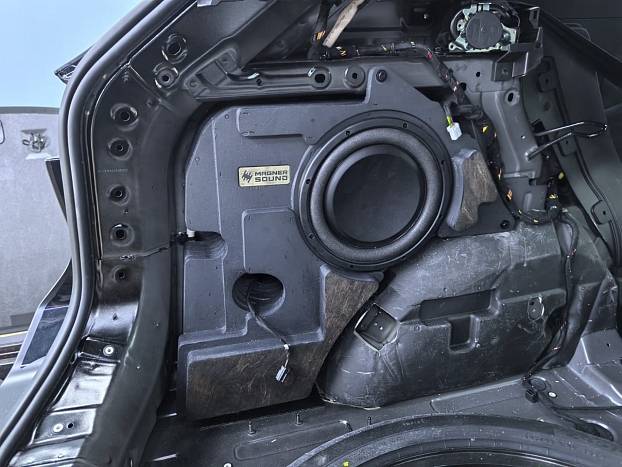 Короб сабвуфера стелс 10" EXEED TXL в левое крыло