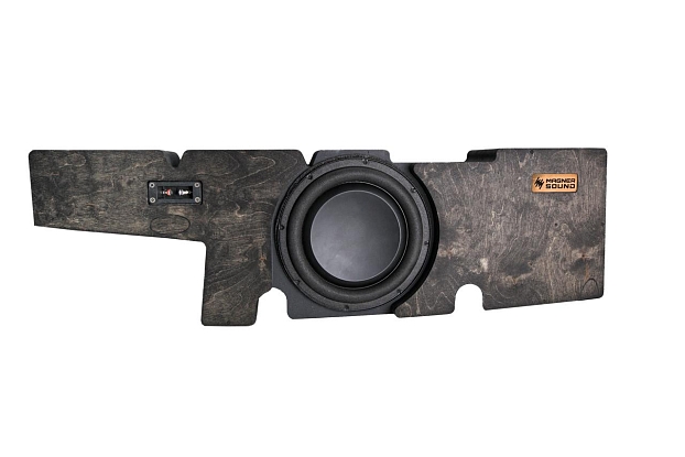 Короб стелс 10" для Audi Q7 в нишу багажника