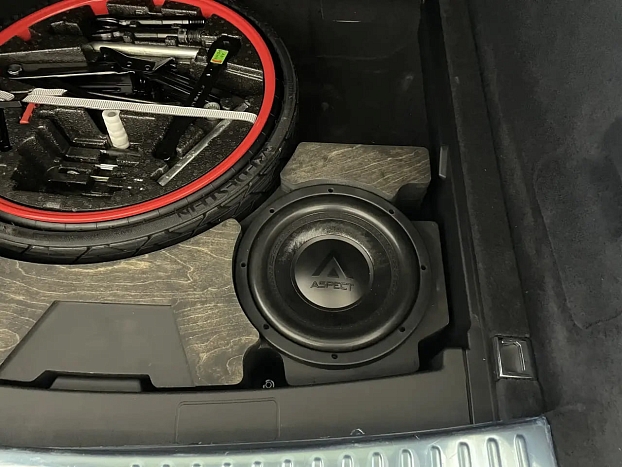 Короб стелс 10" для Porsche Cayenne III