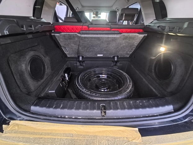 Короб стелс 8" для BMW X1 III (U11) левый